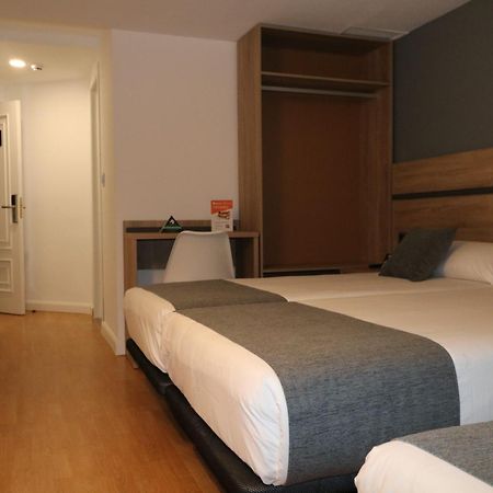 Hostal Alda Palencia Plaza מראה חיצוני תמונה