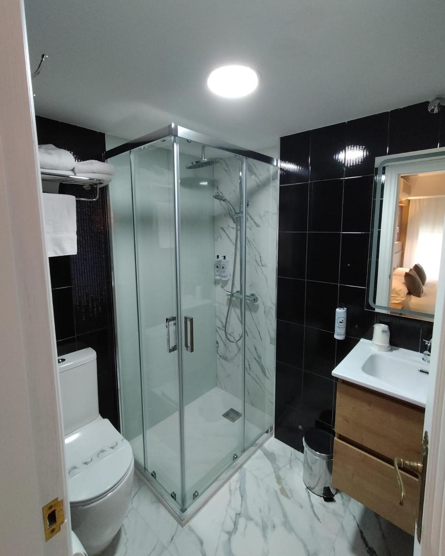 Hostal Alda Palencia Plaza מראה חיצוני תמונה