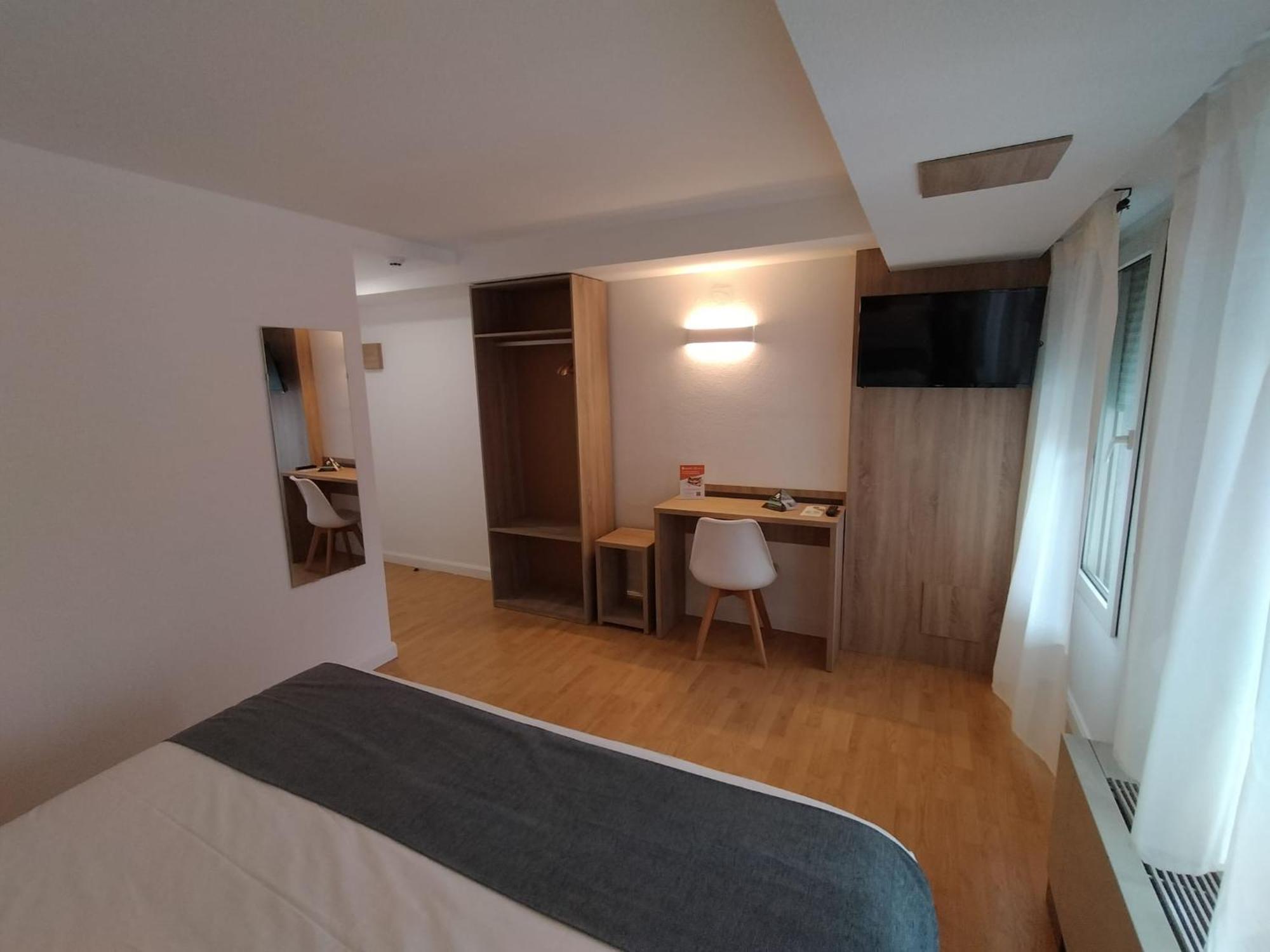 Hostal Alda Palencia Plaza מראה חיצוני תמונה